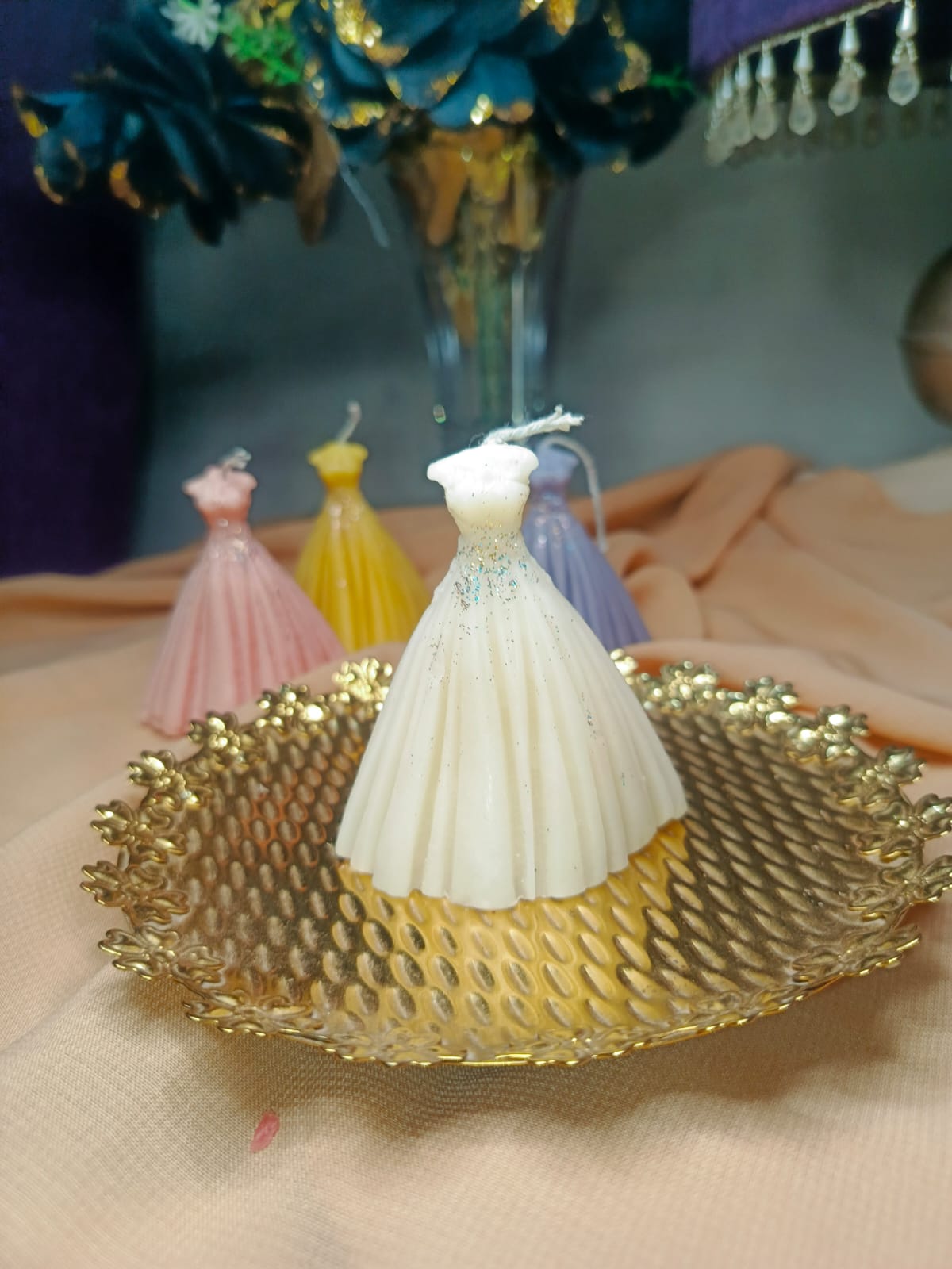Lady shaped candle