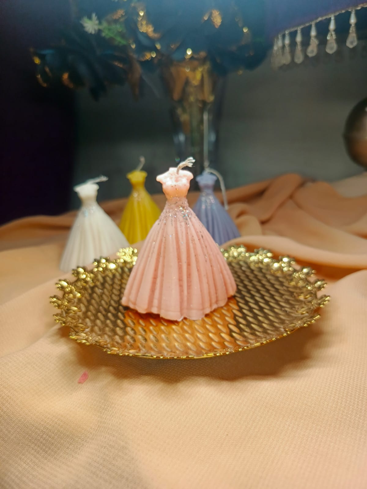 Lady shaped candle